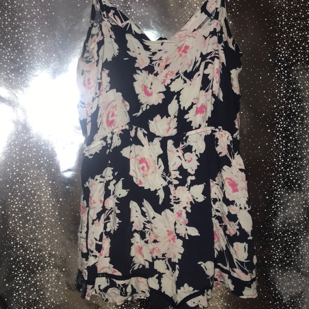 FLORAL ROMPER - Picture 2 of 2